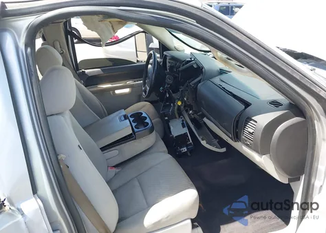 2010 Chevrolet Silverado 1500 Lt z USA, uszkodzony, nr VIN 3GCRKSE3XAG260693